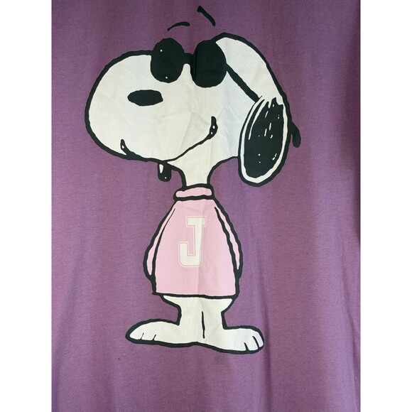 Peanuts Snoopy Purple Short Sleeve T Shirt Size Medium - Picture 3 of 6